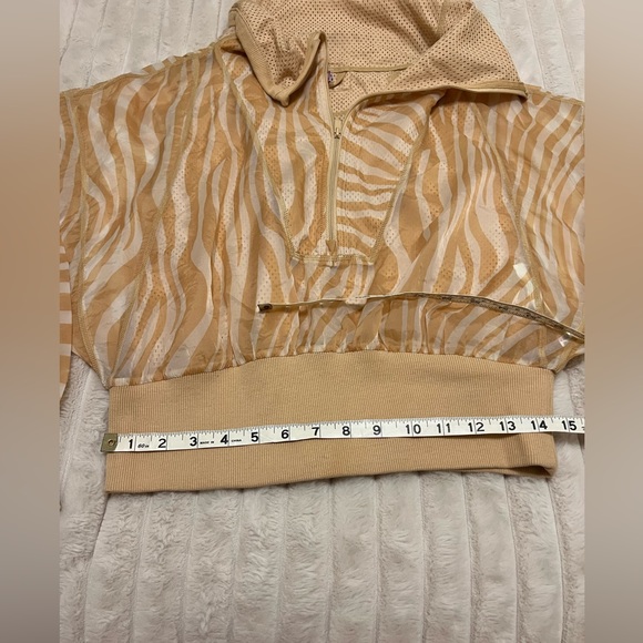 Free People Movement Tan Zebra Print half zip windbreaker - Picture 6 of 9